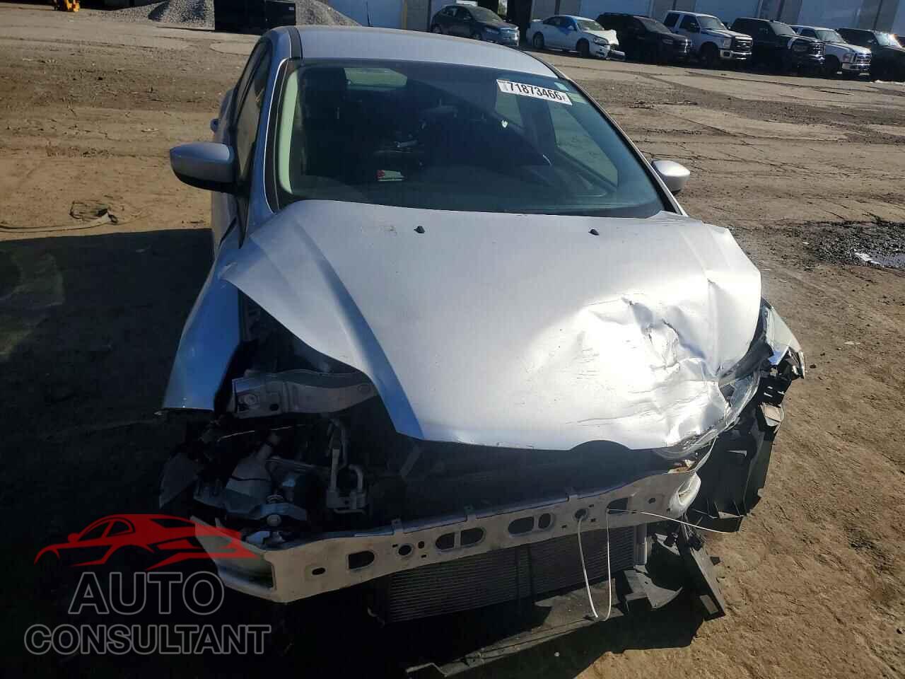 FORD FOCUS 2012 - 1FAHP3K24CL245519