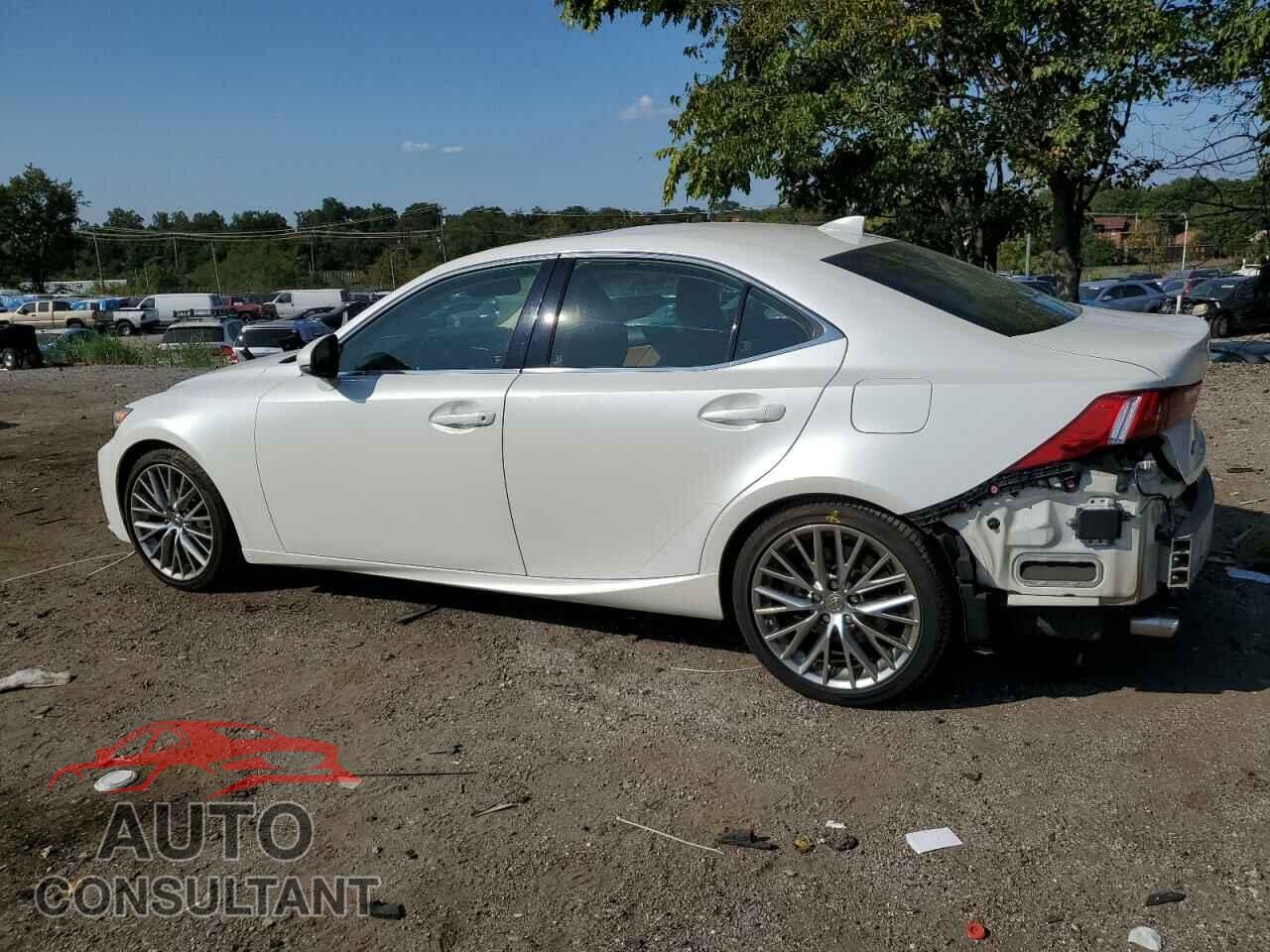 LEXUS IS 2016 - JTHCM1D25G5010845