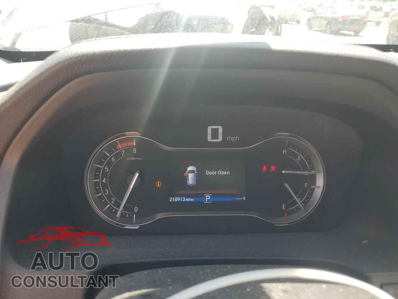 HONDA PILOT 2018 - 5FNYF5H54JB027946