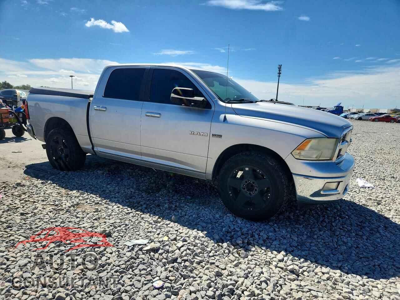 DODGE RAM 1500 2010 - 1D7RB1CT1AS195972