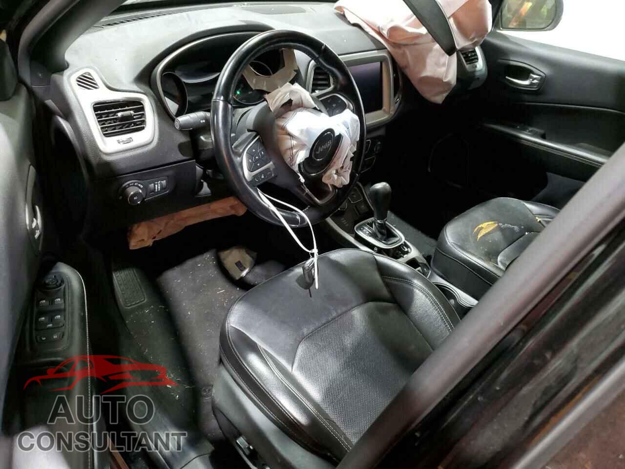 JEEP COMPASS 2021 - 3C4NJDEBXMT592911
