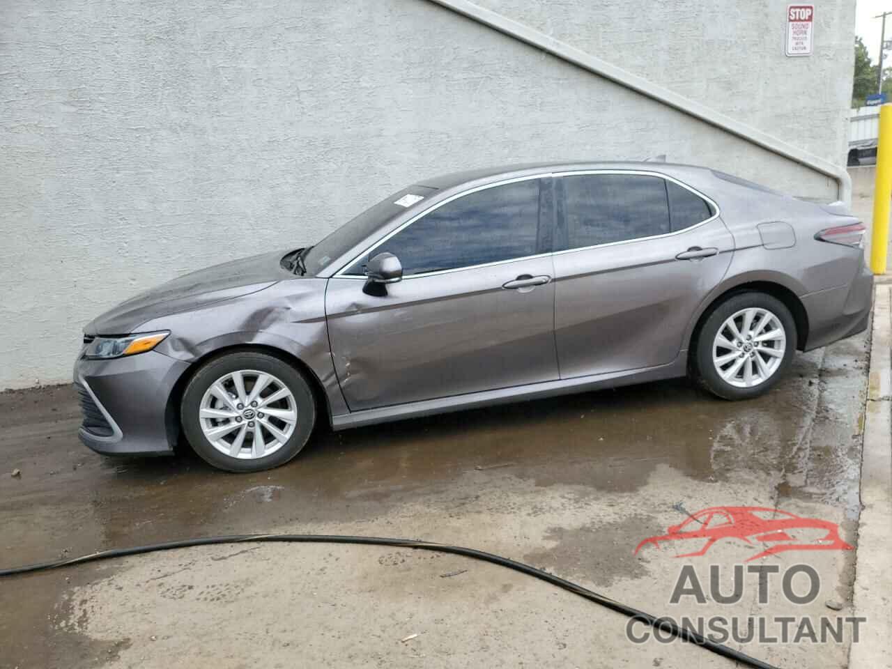 TOYOTA CAMRY 2024 - 4T1C11BK8RU117910