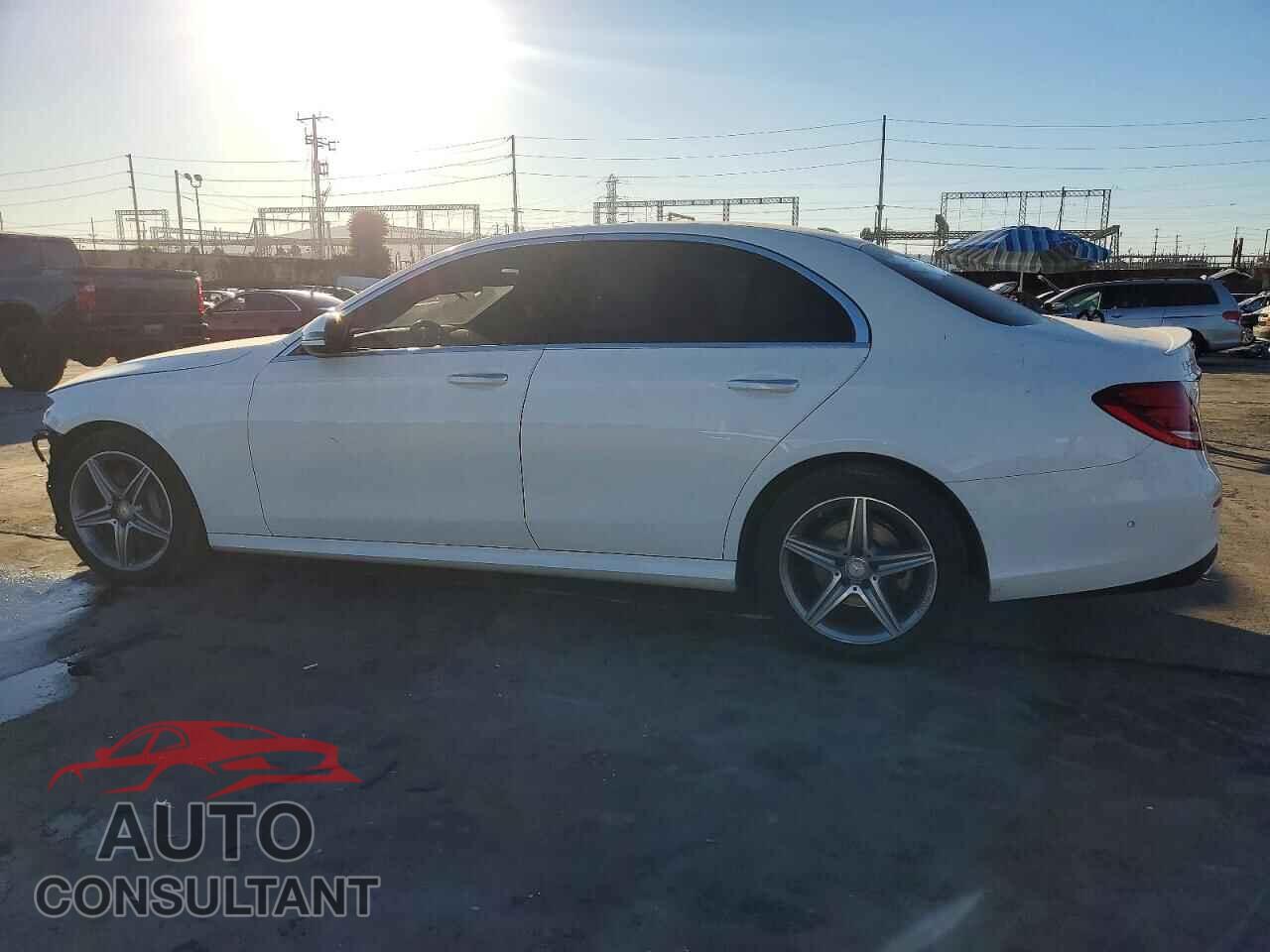 MERCEDES-BENZ E-CLASS 2017 - WDDZF4JB8HA042702