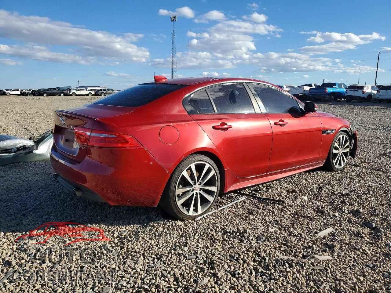 JAGUAR XE 2017 - SAJAF4BV0HA945704