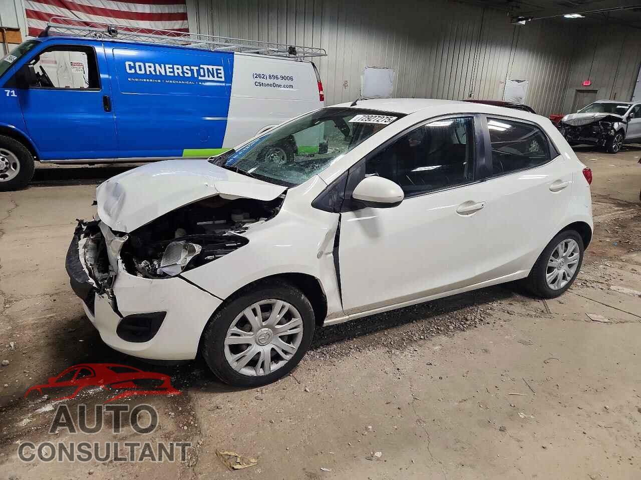 MAZDA 2 2014 - JM1DE1KY0E0183919