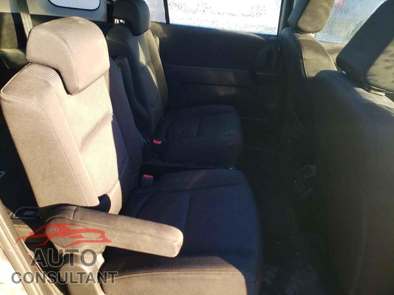 MAZDA 5 2010 - JM1CR2WLXA0374360