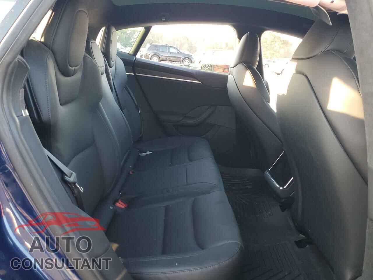 TESLA MODEL S 2021 - 5YJSA1E54MF454078