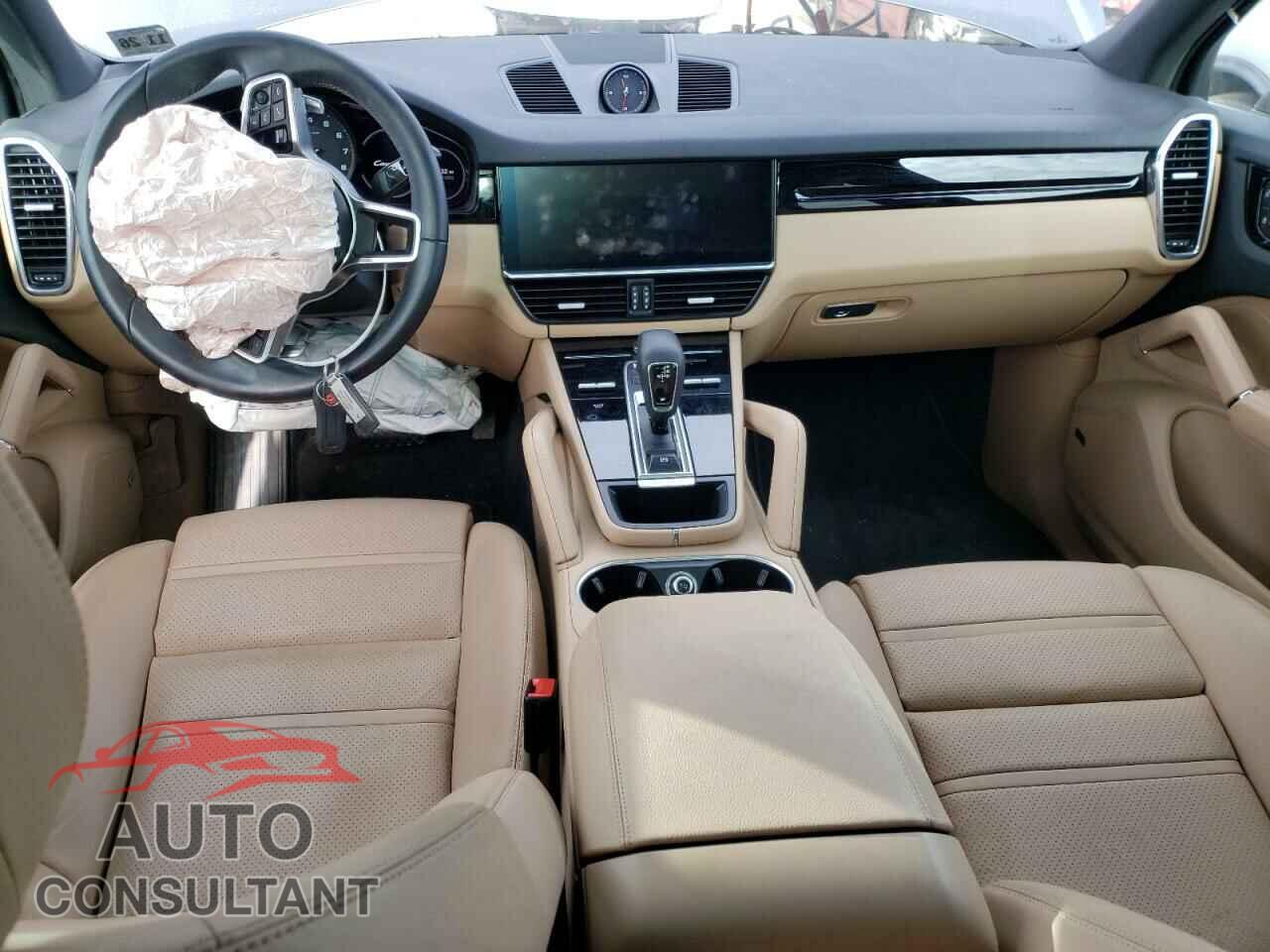 PORSCHE CAYENNE 2022 - WP1AA2AY0NDA00449