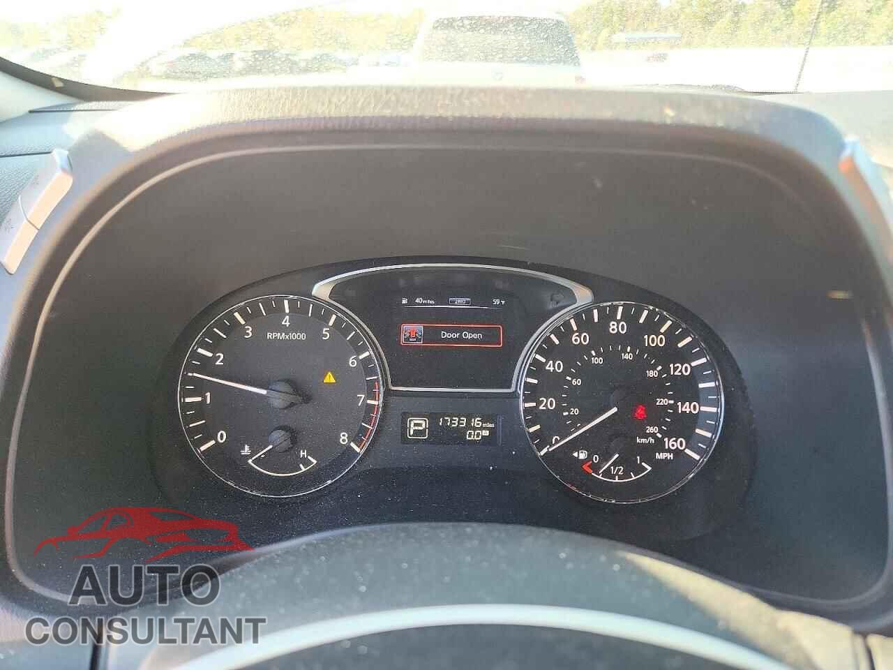 NISSAN PATHFINDER 2014 - 5N1AR2MM4EC674589