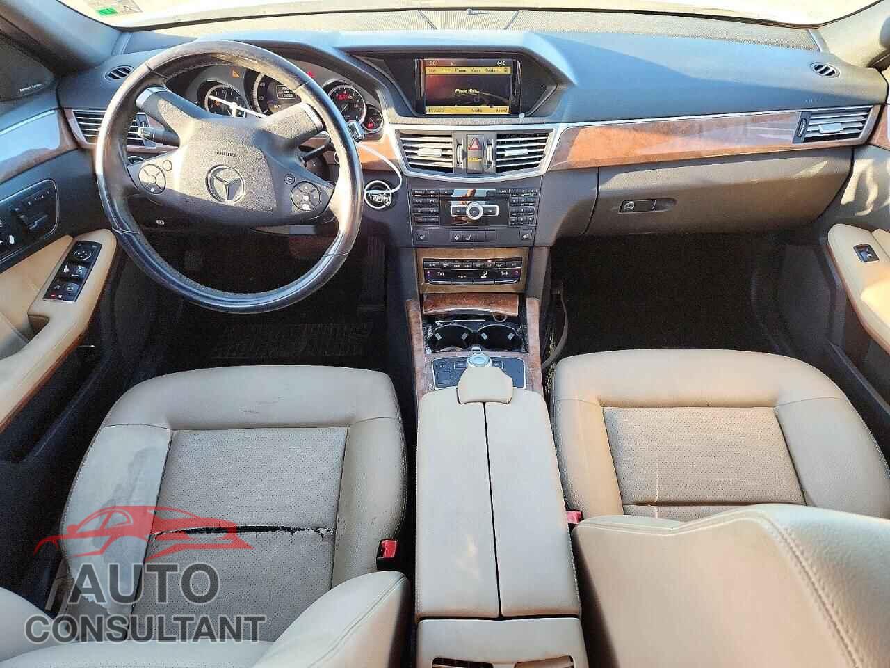 MERCEDES-BENZ E-CLASS 2012 - WDDHF5KB2CA589120
