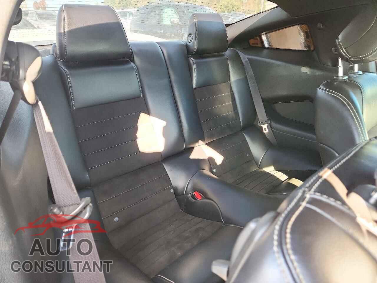 FORD MUSTANG 2014 - 1ZVBP8CF4E5235561