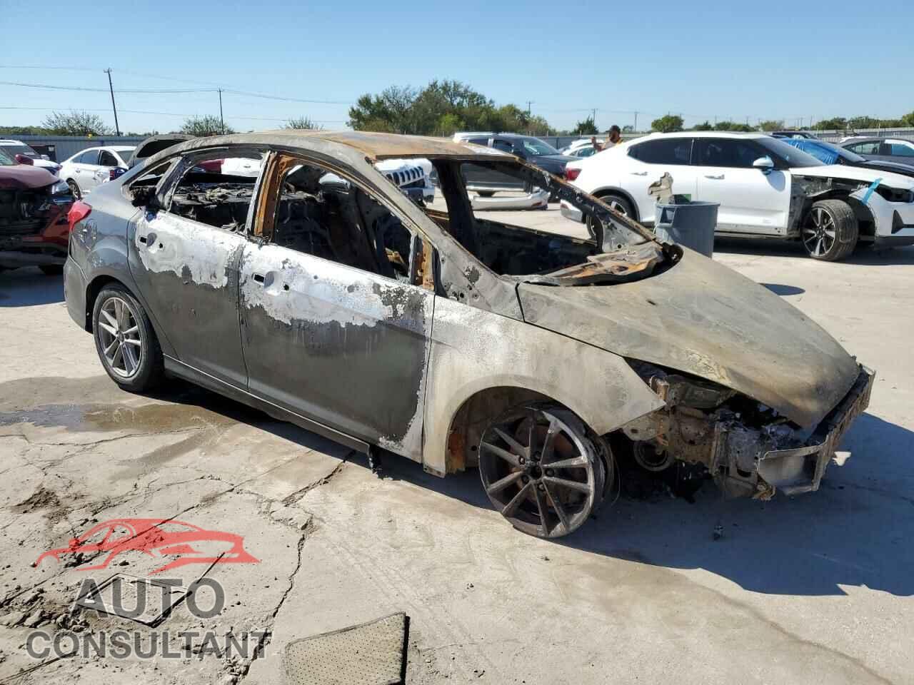 FORD FOCUS 2018 - 1FADP3F24JL259409