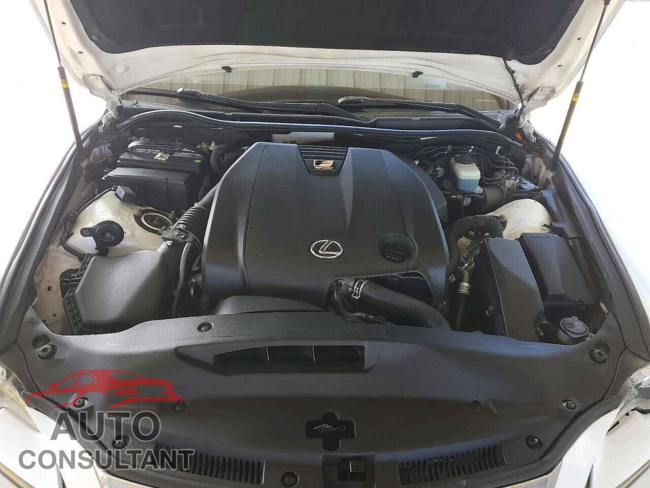 LEXUS IS 2015 - JTHBF1D23F5075990