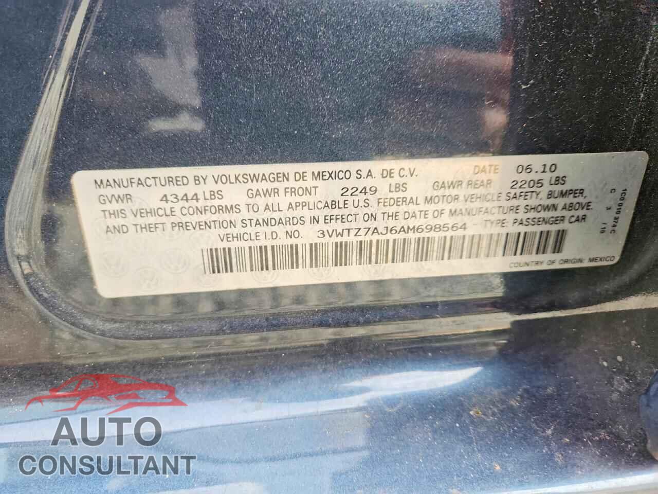 VOLKSWAGEN JETTA 2010 - 3VWTZ7AJ6AM698564