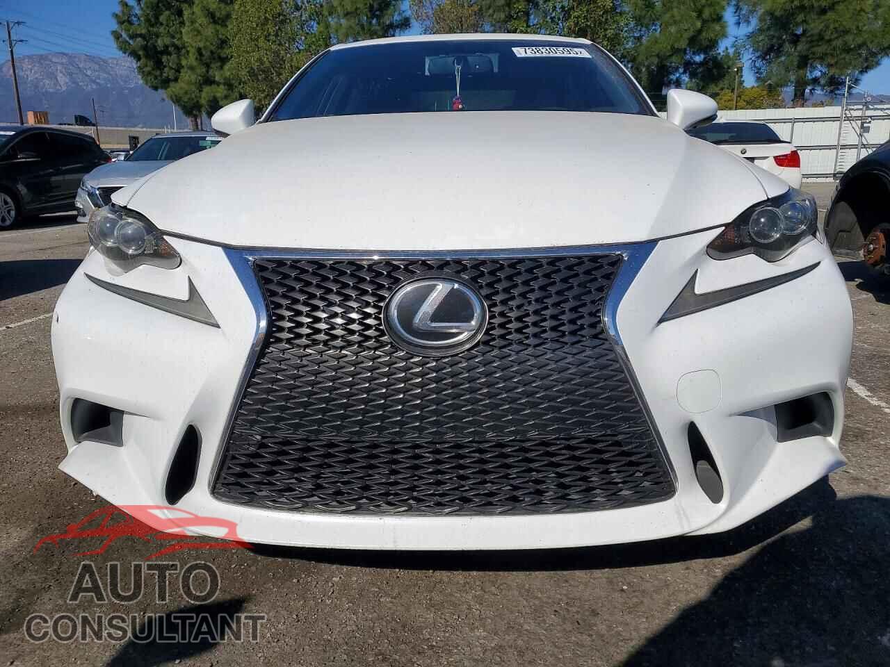 LEXUS IS 2015 - JTHBF1D23F5044416