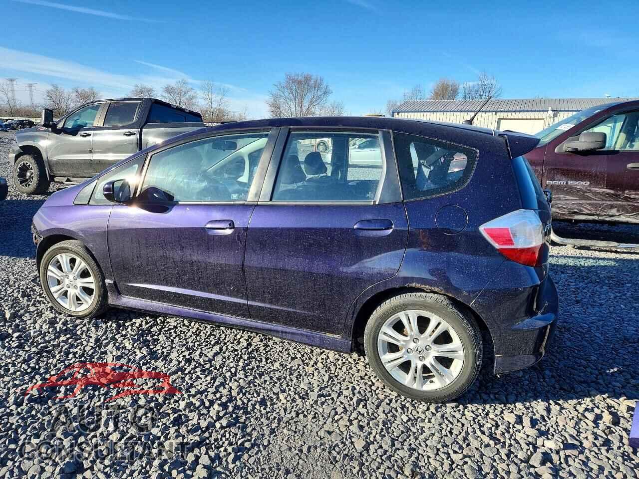 HONDA FIT 2010 - JHMGE8H40AS002311
