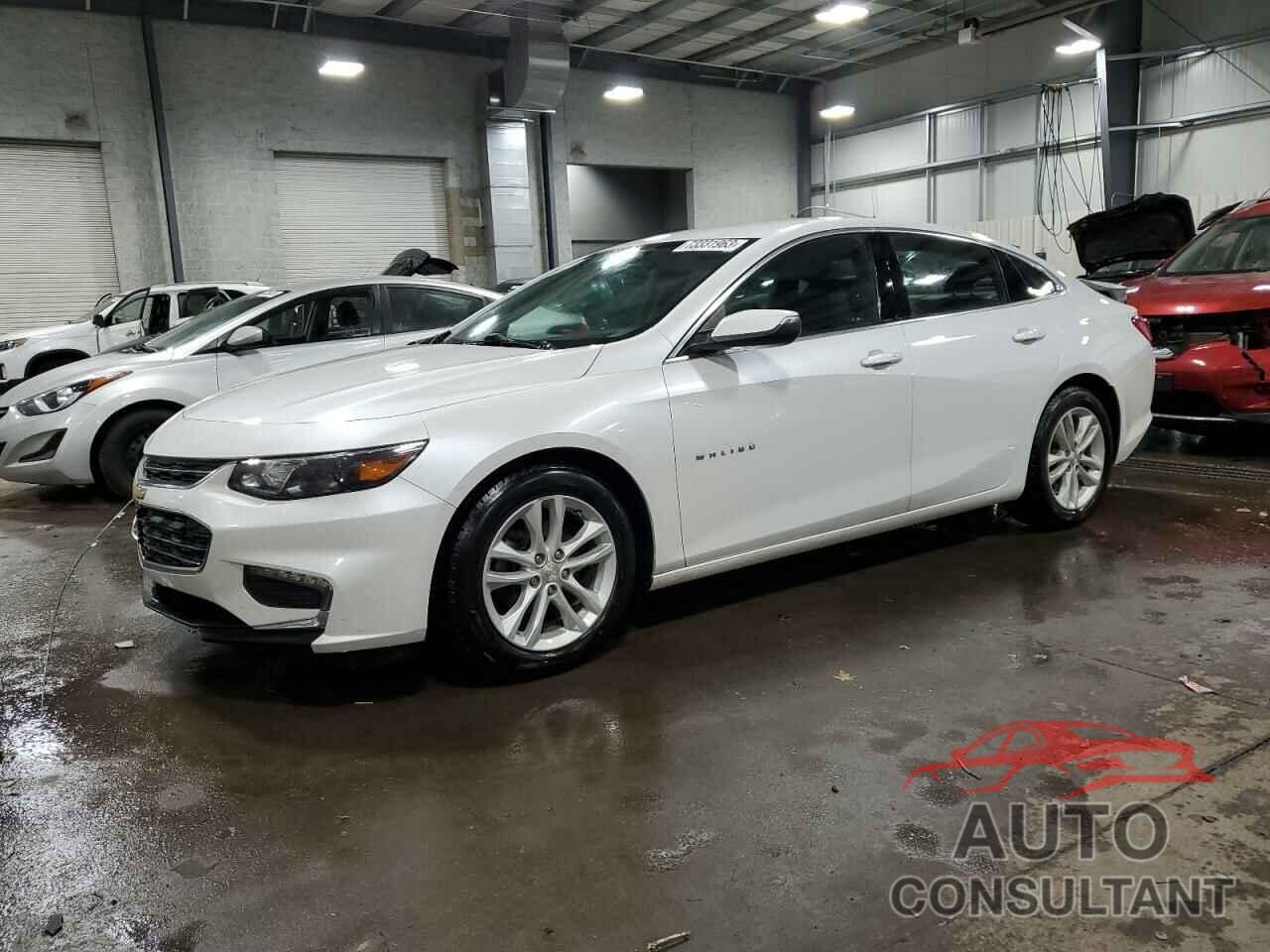 CHEVROLET MALIBU 2017 - 1G1ZE5ST4HF245091