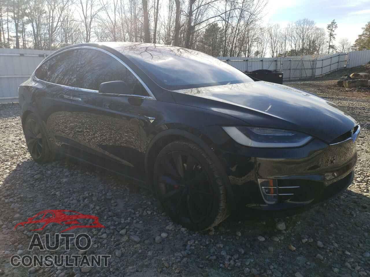 TESLA MODEL X 2017 - 5YJXCBE48HF052809
