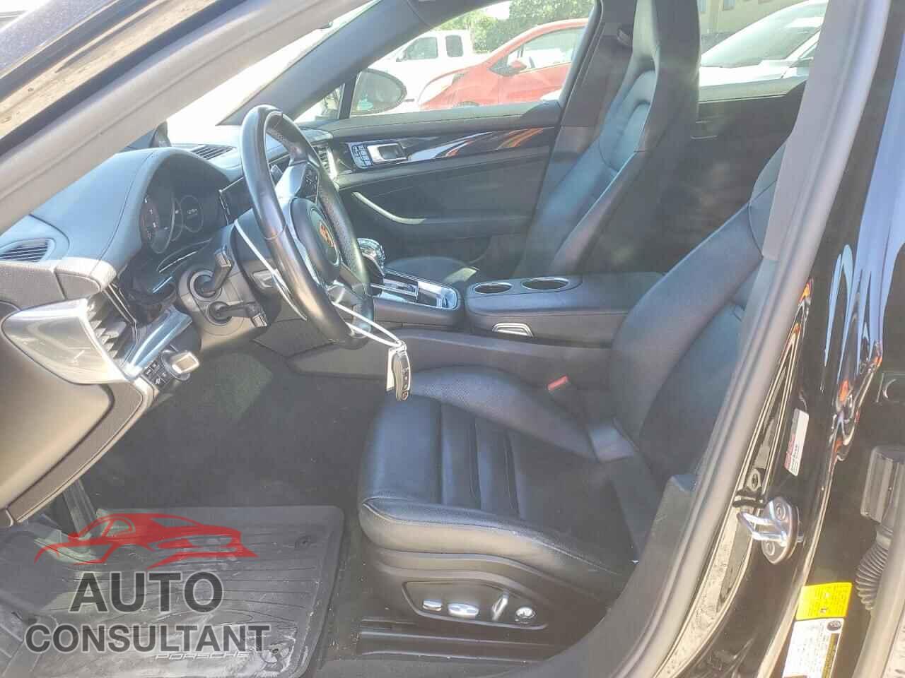 PORSCHE PANAMERA 2017 - WP0AA2A78HL101158