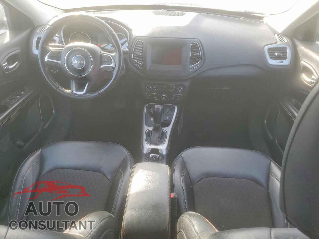 JEEP COMPASS 2020 - 3C4NJDBB0LT149427