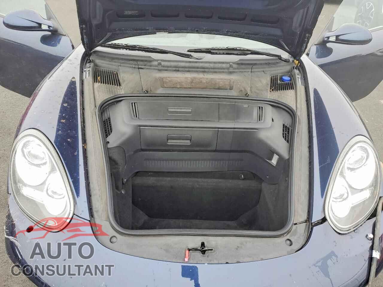 PORSCHE BOXSTER 2011 - WP0CA2A80BS710825
