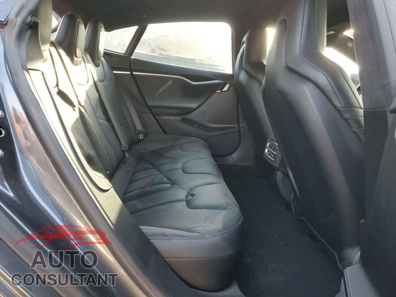 TESLA MODEL S 2016 - 5YJSA1E14GF143865
