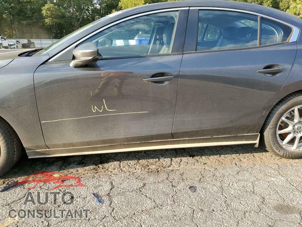 MAZDA 3 2019 - JM1BPACL4K1107940