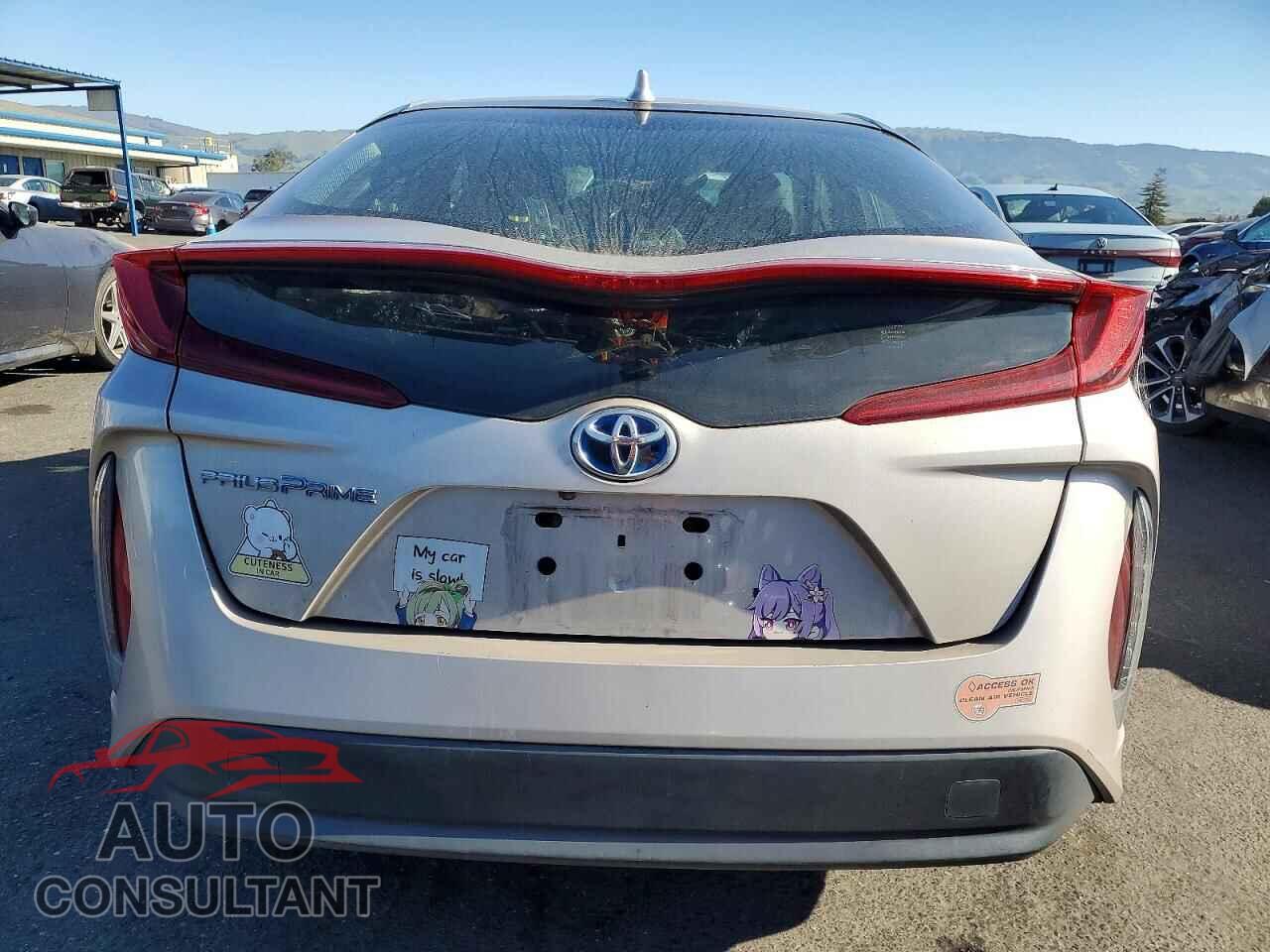 TOYOTA PRIUS 2020 - JTDKARFP1L3129656