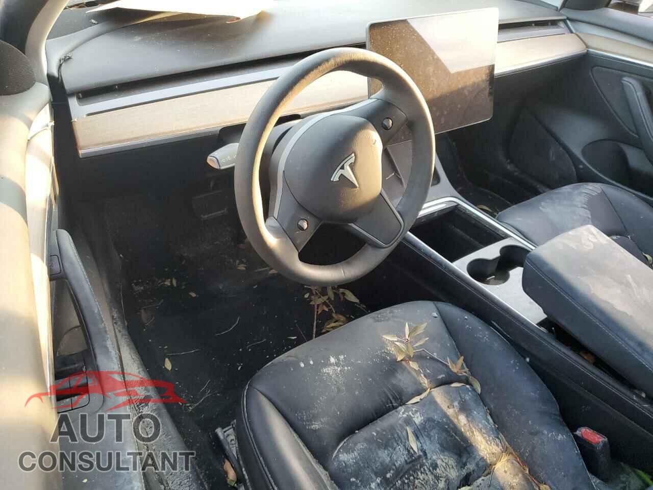 TESLA MODEL 3 2021 - 5YJ3E1EA4MF083428