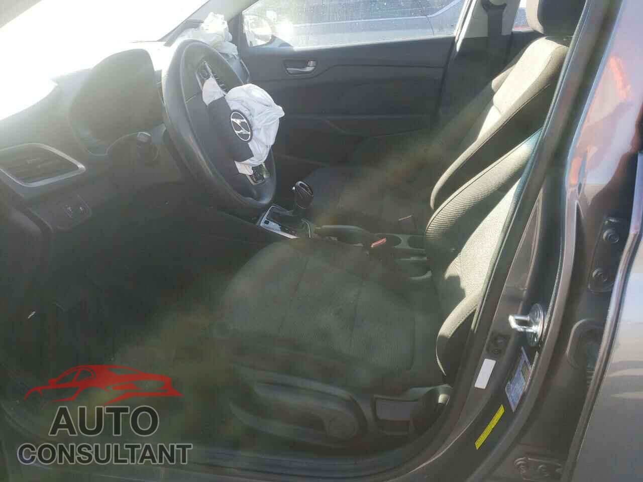 HYUNDAI ACCENT 2018 - 3KPC24A38JE013367