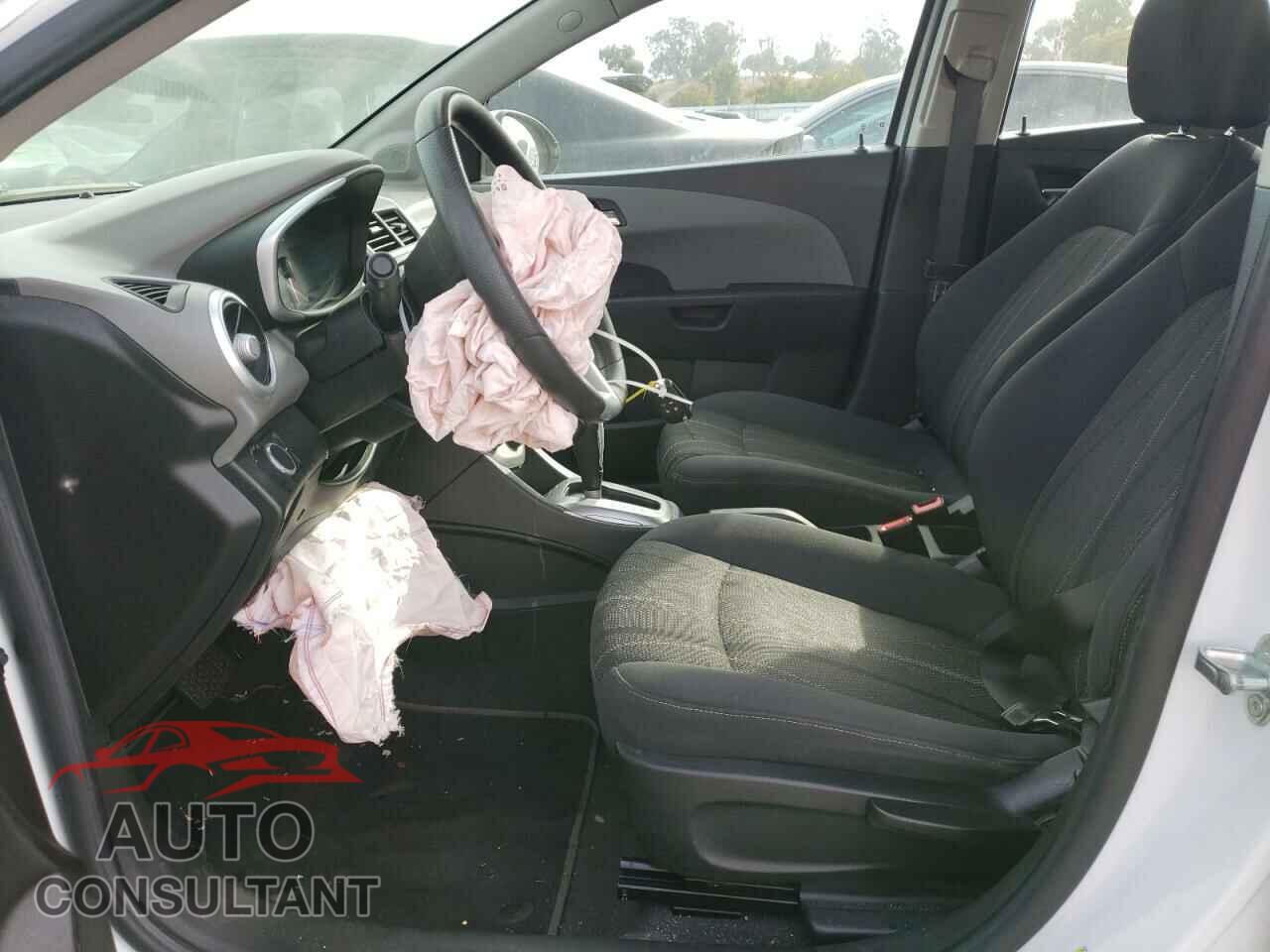 CHEVROLET SONIC 2017 - 1G1JD5SG9H4132722