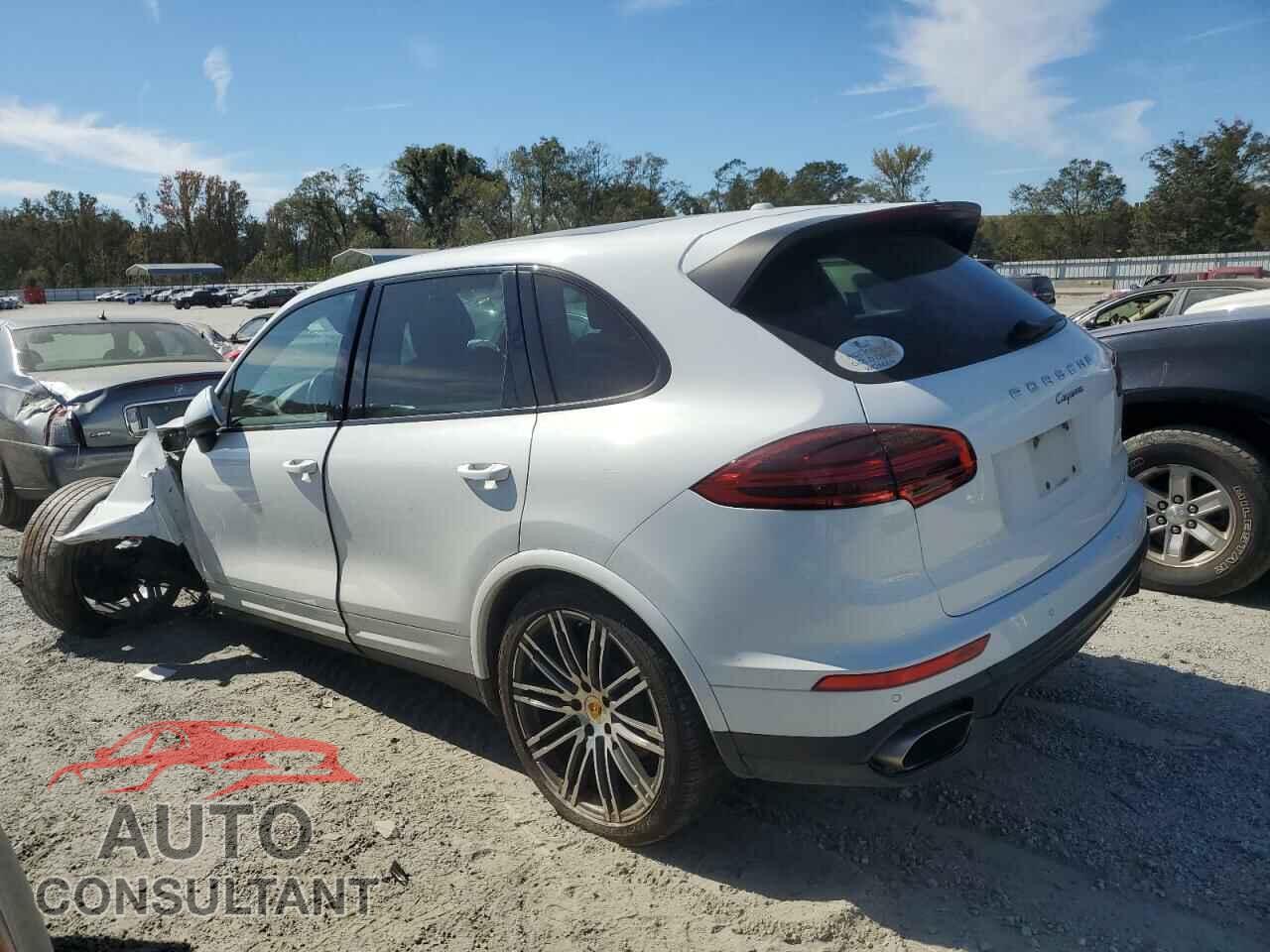 PORSCHE CAYENNE 2017 - WP1AA2A23HKA86903
