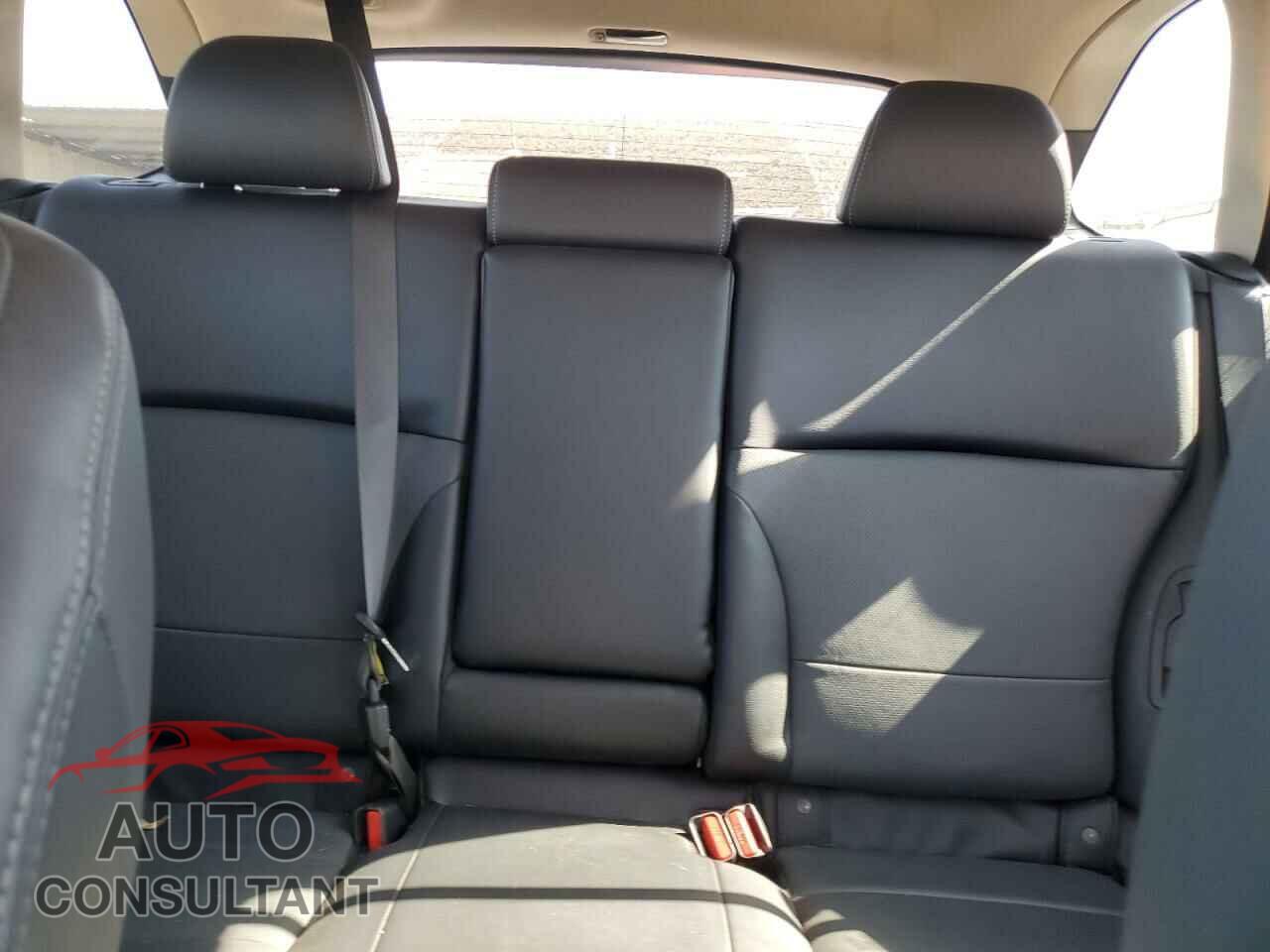 SUBARU OUTBACK 2017 - 4S4BSANC8H3367200