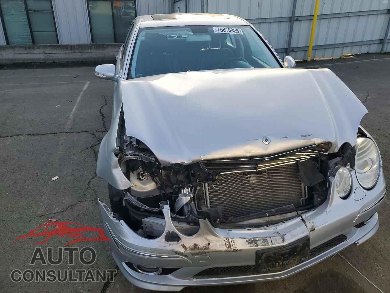 MERCEDES-BENZ E-CLASS 2009 - WDBUF56X39B433085