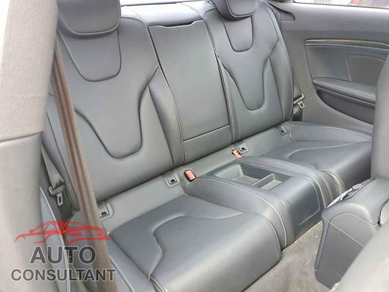 AUDI S5/RS5 2014 - WAUCGAFRXEA006732