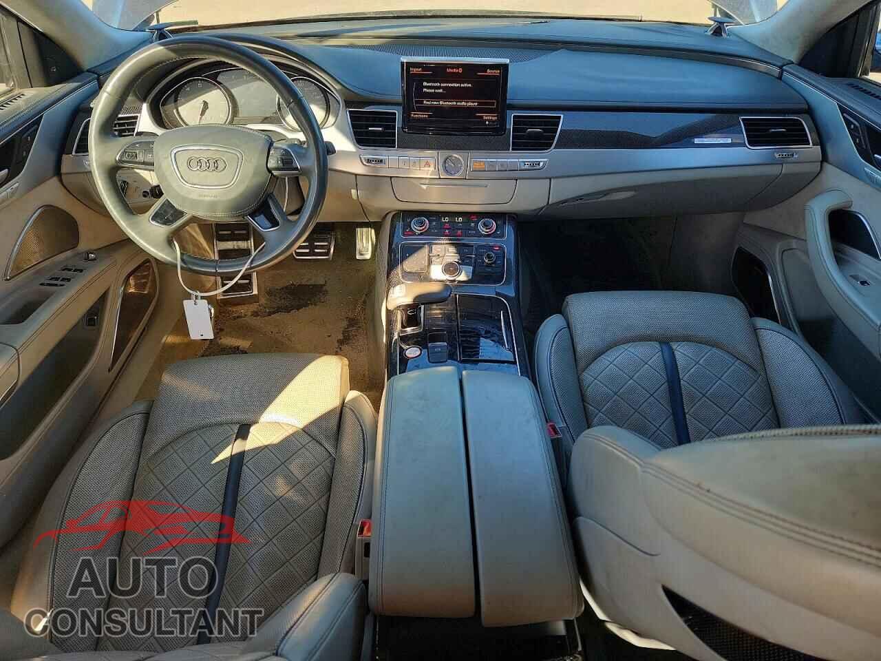 AUDI S8 2014 - WAUD2AFD8EN010519