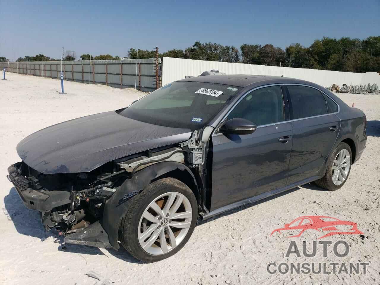 VOLKSWAGEN PASSAT 2018 - 1VWBA7A36JC008589