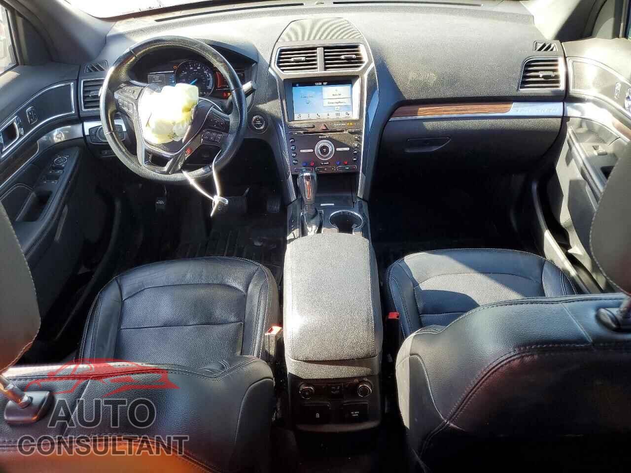 FORD EXPLORER 2018 - 1FM5K8F82JGB32449