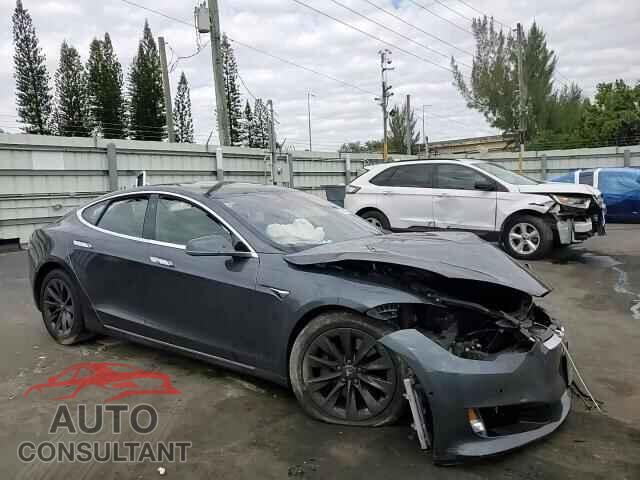 TESLA MODEL S 2018 - 5YJSA1E20JF270287