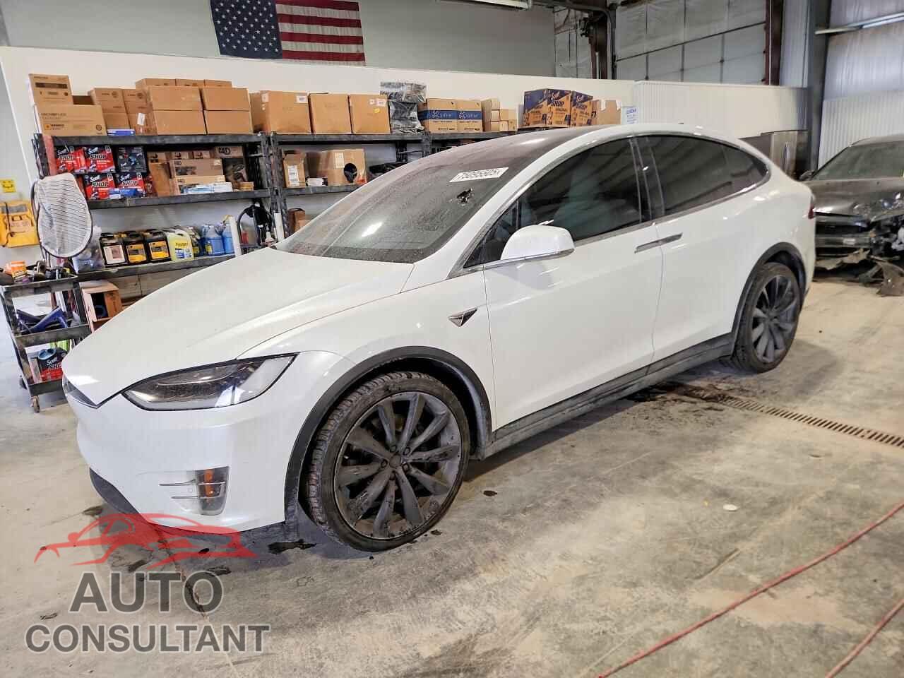 TESLA MODEL X 2017 - 5YJXCBE24HF043698