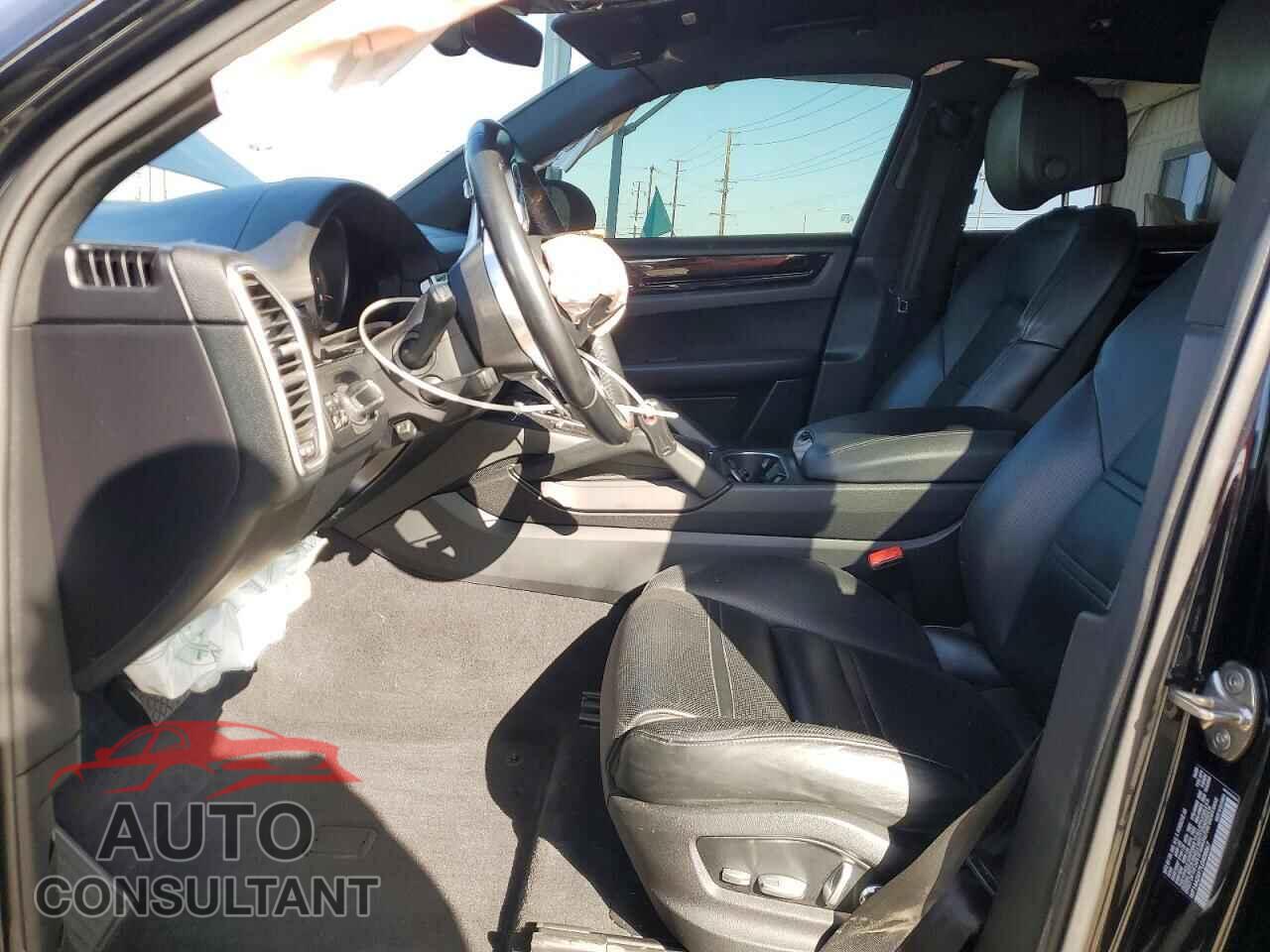 PORSCHE CAYENNE 2020 - WP1AA2AY7LDA08867