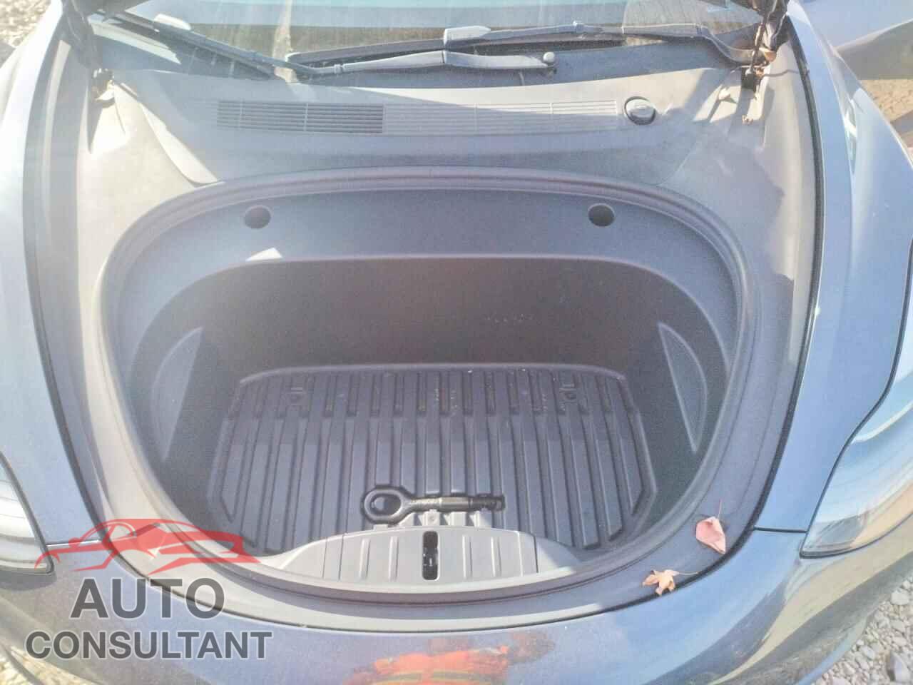 TESLA MODEL 3 2023 - 5YJ3E1EA4PF456617