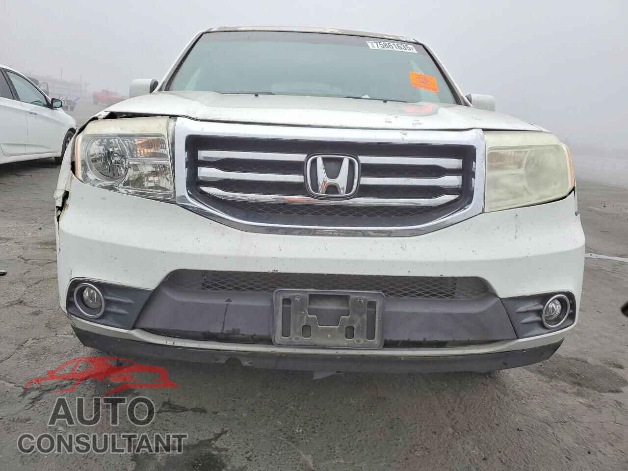 HONDA PILOT 2015 - 5FNYF3H50FB003445