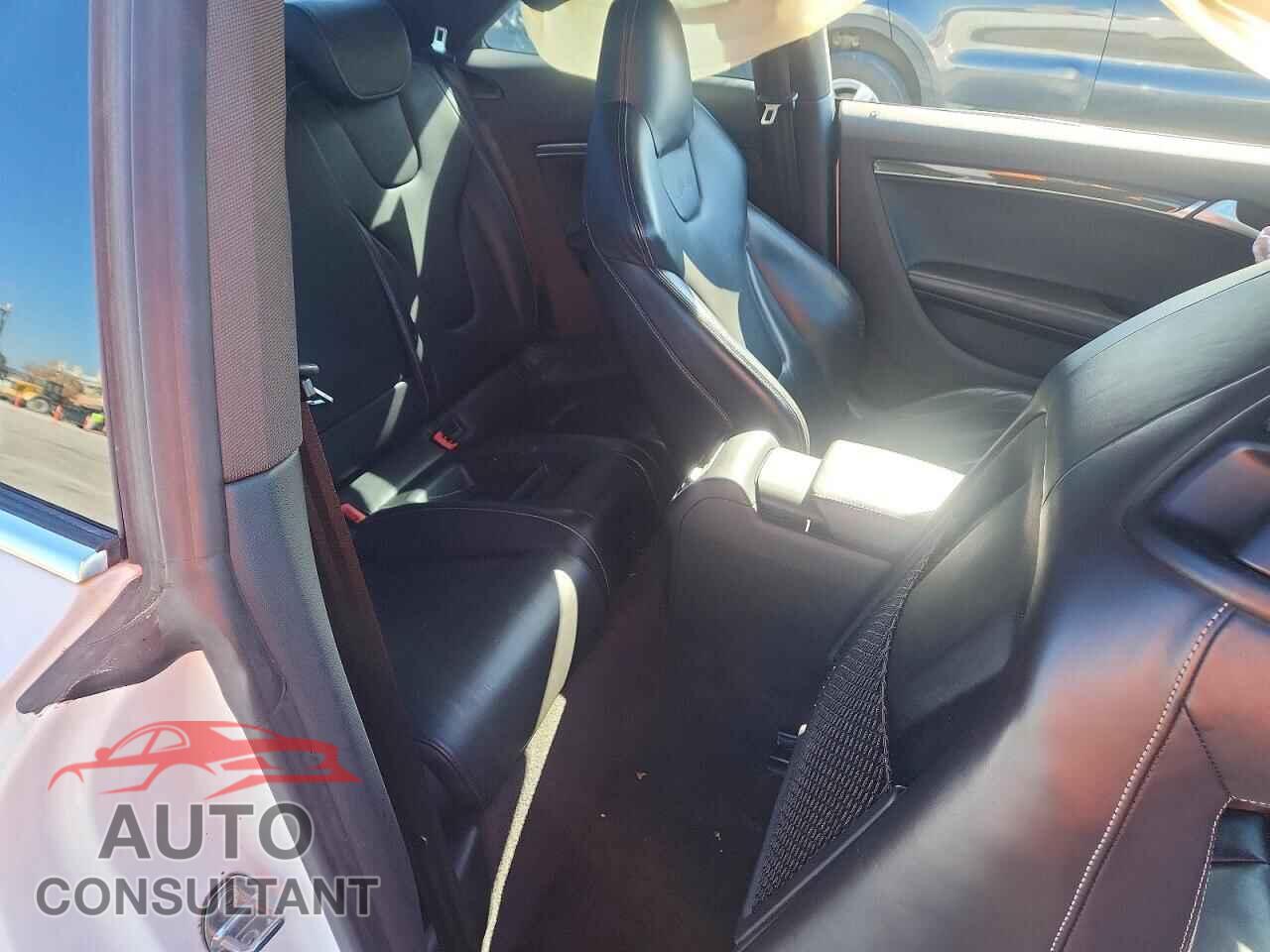 AUDI S5/RS5 2013 - WAUCGAFR1DA002115