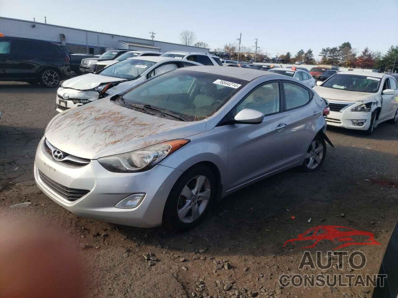 HYUNDAI ELANTRA 2013 - KMHDH4AE0DU551597