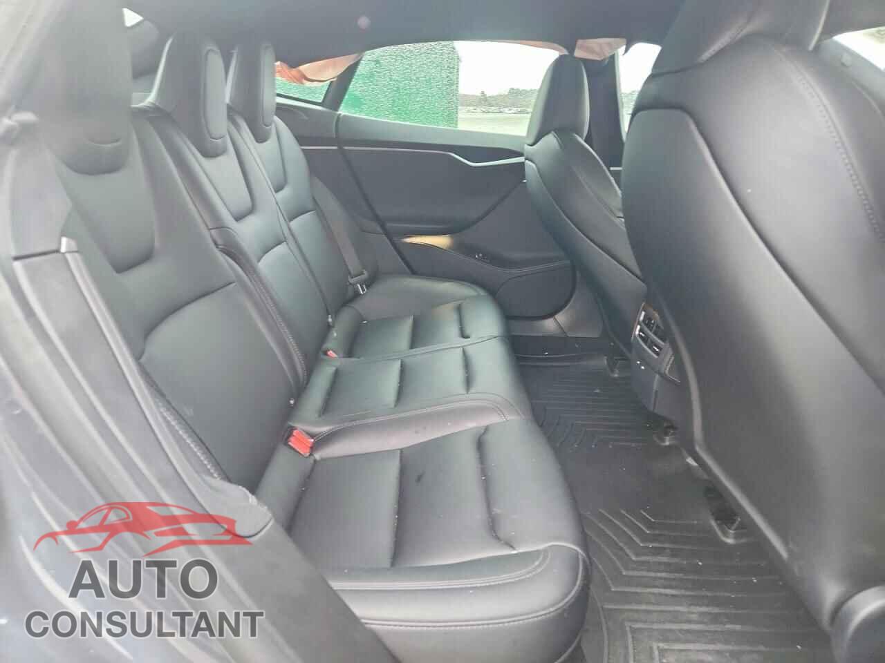 TESLA MODEL S 2021 - 5YJSA1E26MF425932