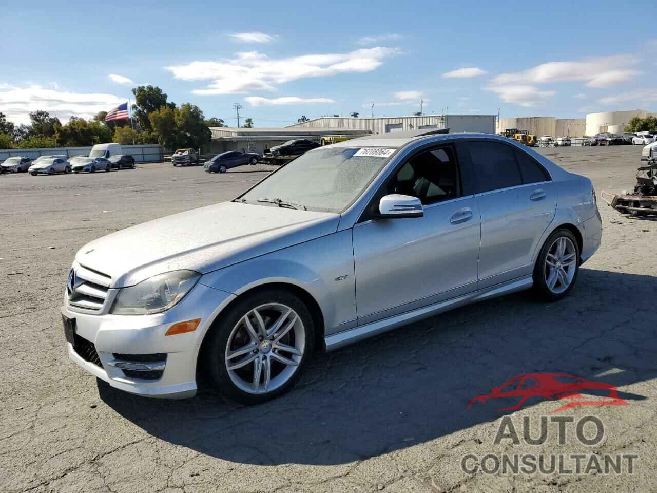 MERCEDES-BENZ C-CLASS 2012 - WDDGF4HB5CA622916