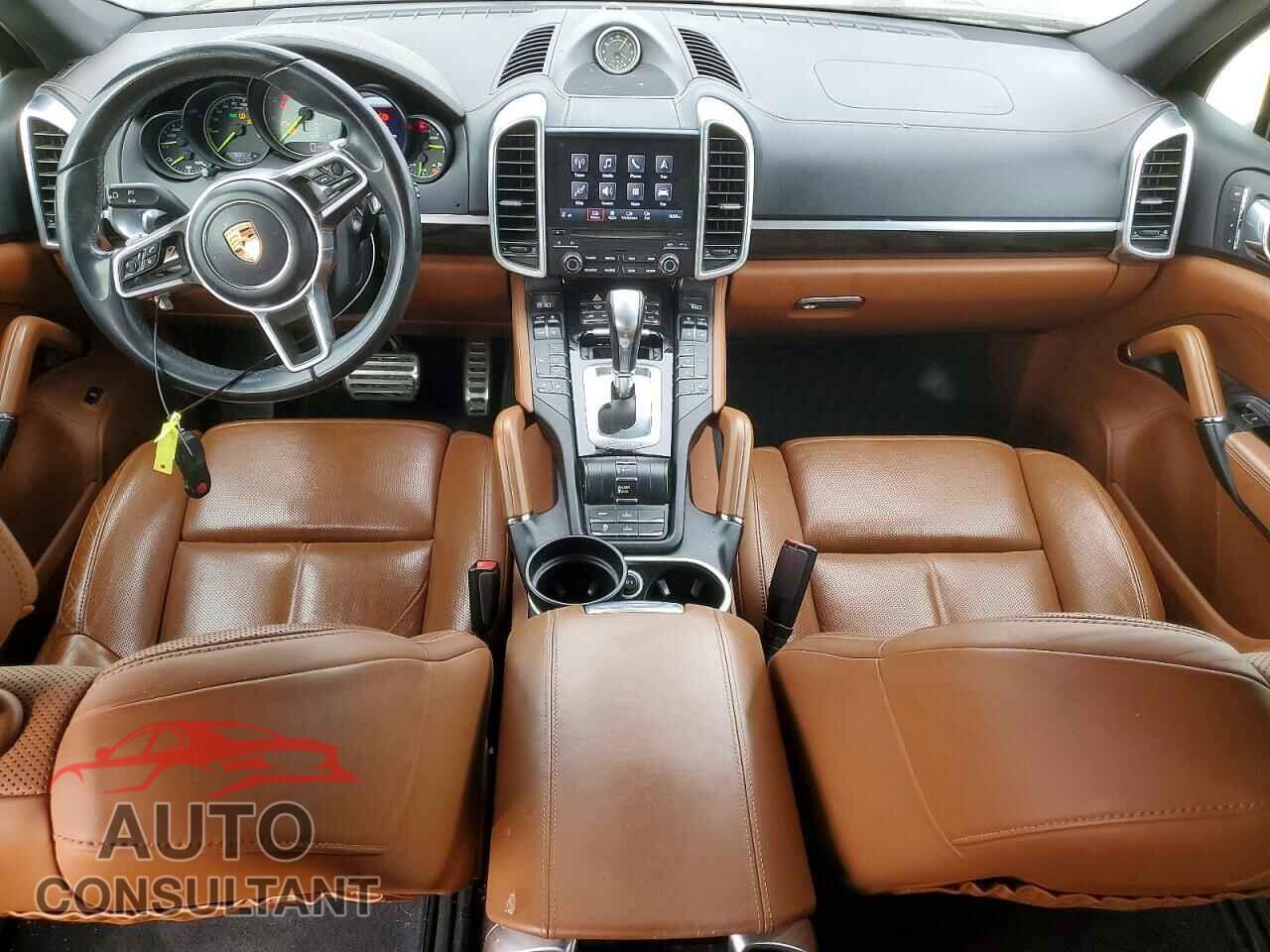 PORSCHE CAYENNE 2017 - WP1AE2A21HLA75946