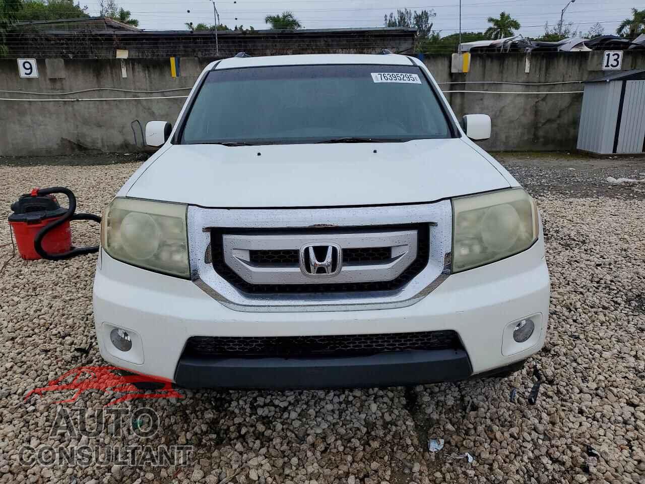 HONDA PILOT 2010 - 5FNYF3H43AB006176
