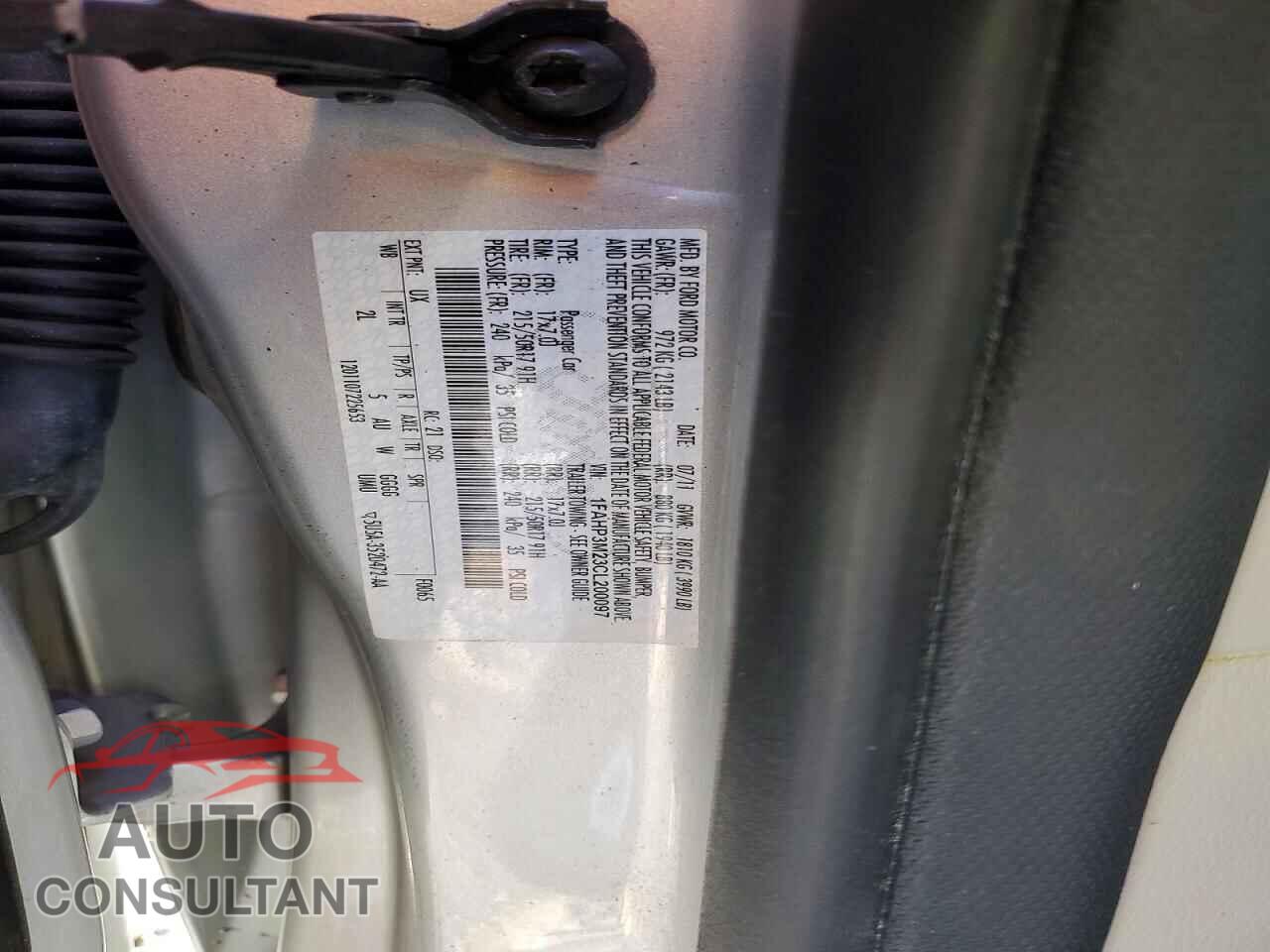 FORD FOCUS 2012 - 1FAHP3M23CL200097